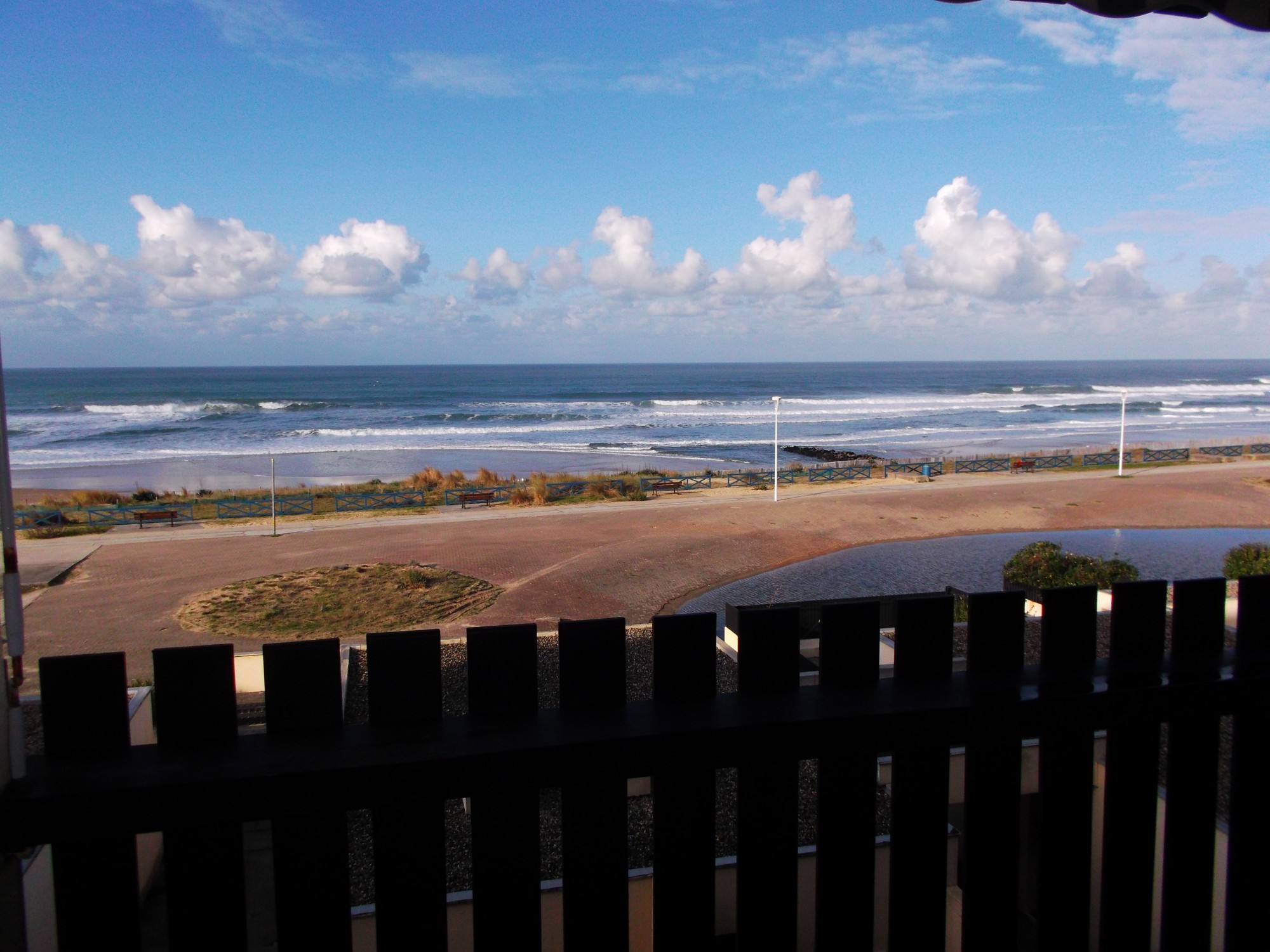 Vue sur l'Océan depuis le balcon